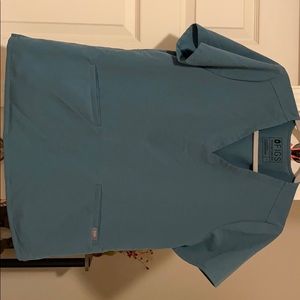 Fig Technical Collection Scrub Top